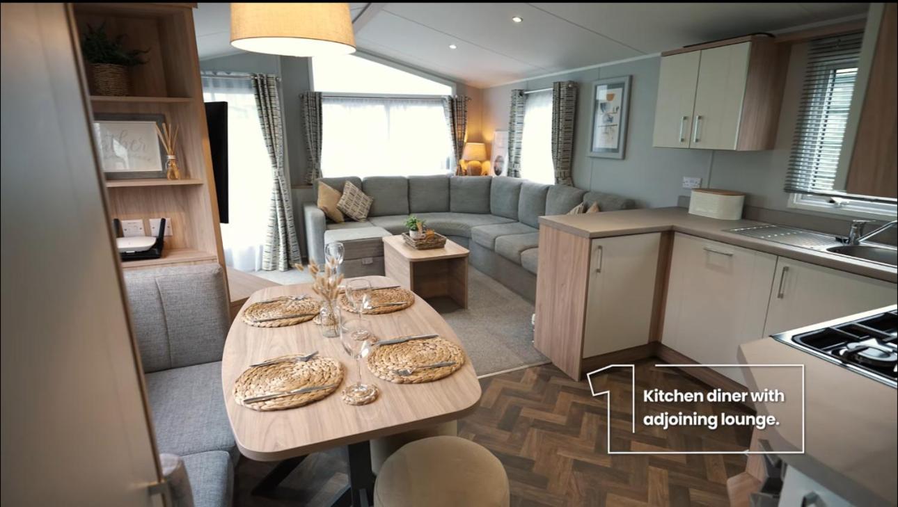 9 The Meadows Fallbarrow Park * Bowness-on-Windermere